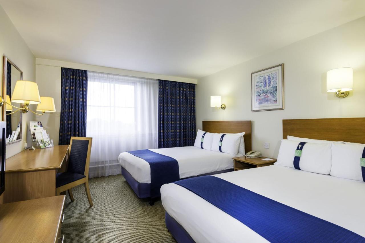 Holiday Inn London Brent Cross, An Ihg Hotel Exterior photo